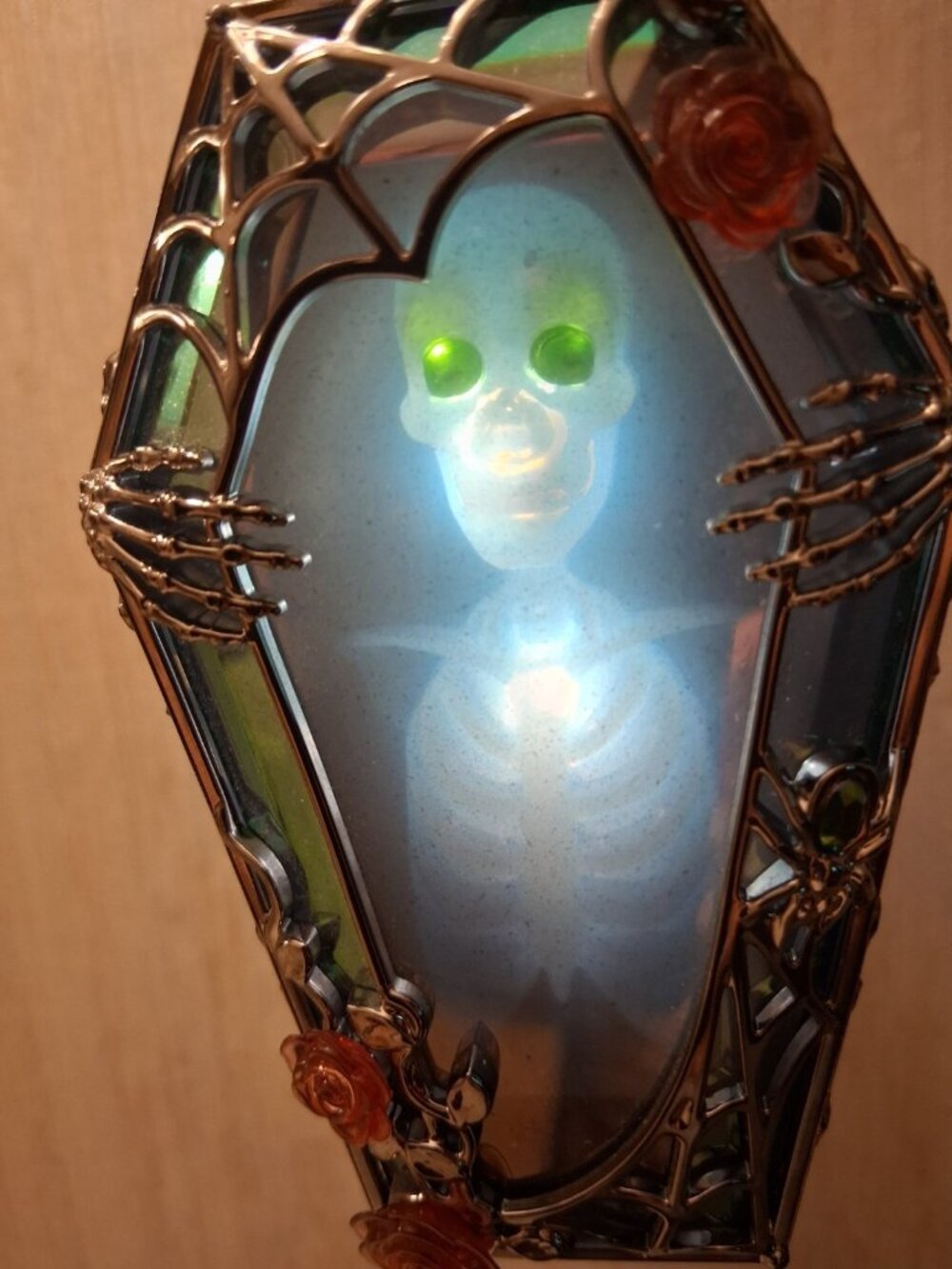Bath & Body Works Spooky Skeleton Coffin Wallflower Plug in Night Light Hallowee